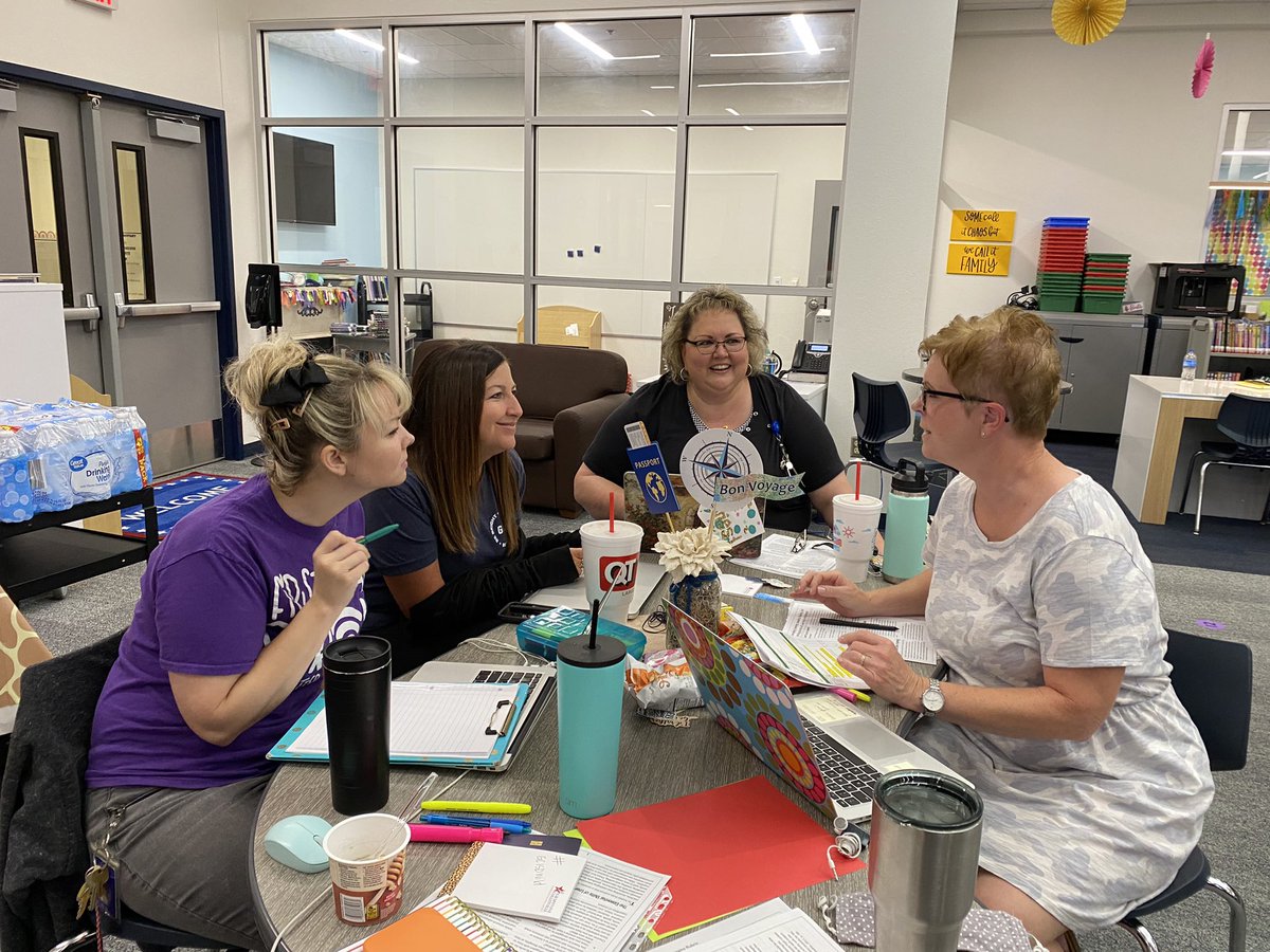 Darla Helms tweet media