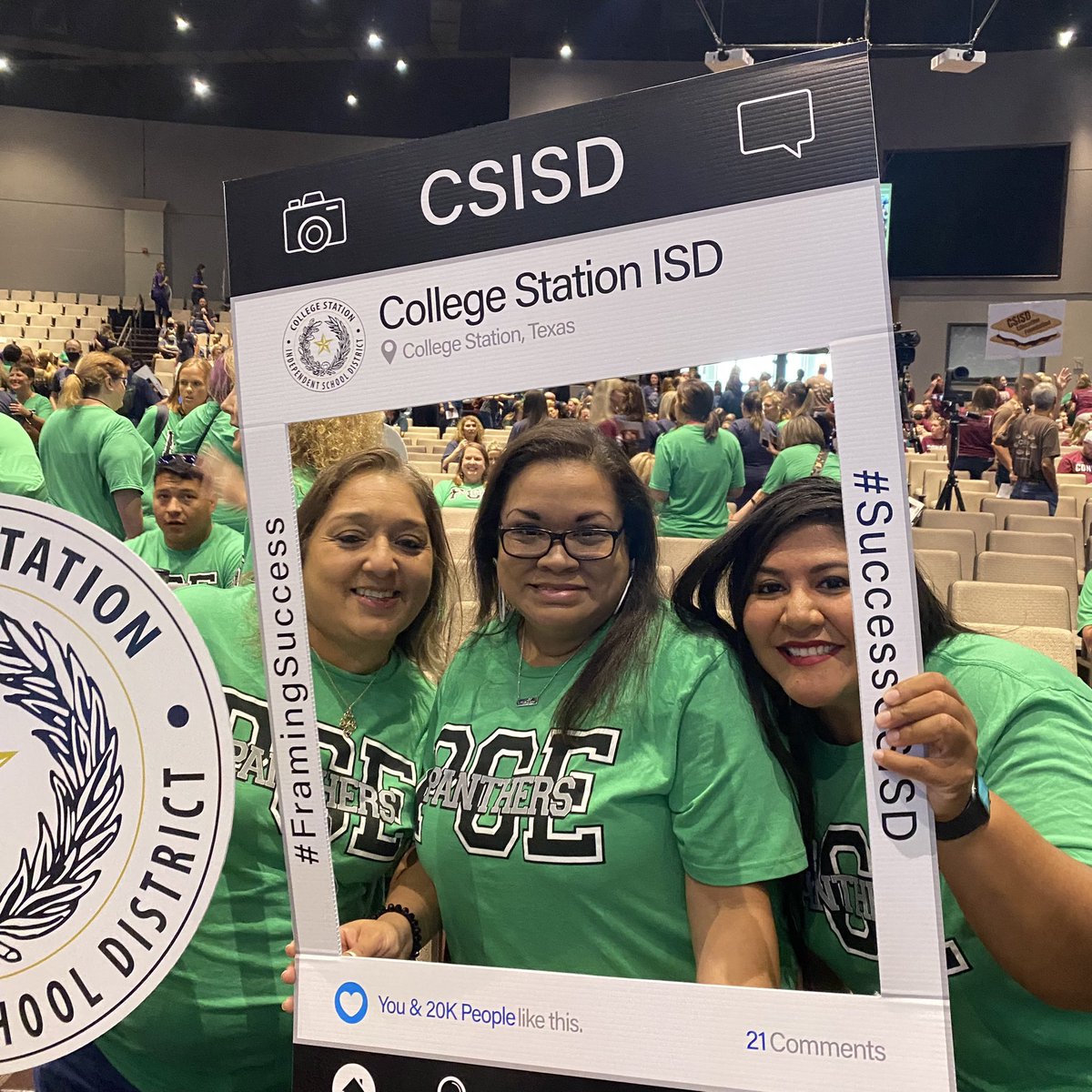 amybarrera3's tweet photo. Excited about a new school year! #SuccessCSISD #PebbleCeeekPanthers https://t.co/OnZVx72PXO