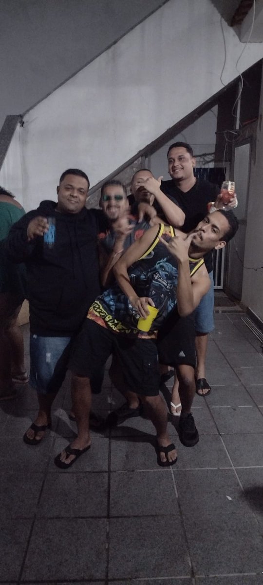 Bcordeiro2016's tweet photo. A tropa do mantém
@KmKaique2 @ppg277 @yagoovictor
E o #Semdente🤣🤣 https://t.co/t3i6nWdOfz
