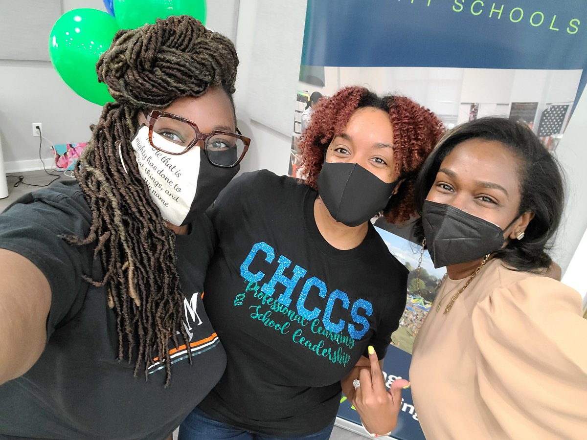 PrincipalKJones's tweet photo. @CHCCS Leadership Summit - Day 2. Ready to #LeadSimply @NyahHamlett @DeonTemne @drashaunaharris @Reeves333Brandy @csharpless1 @NorthsideES #WeLead #Model #Connect #Involve https://t.co/o66bTSJOkp