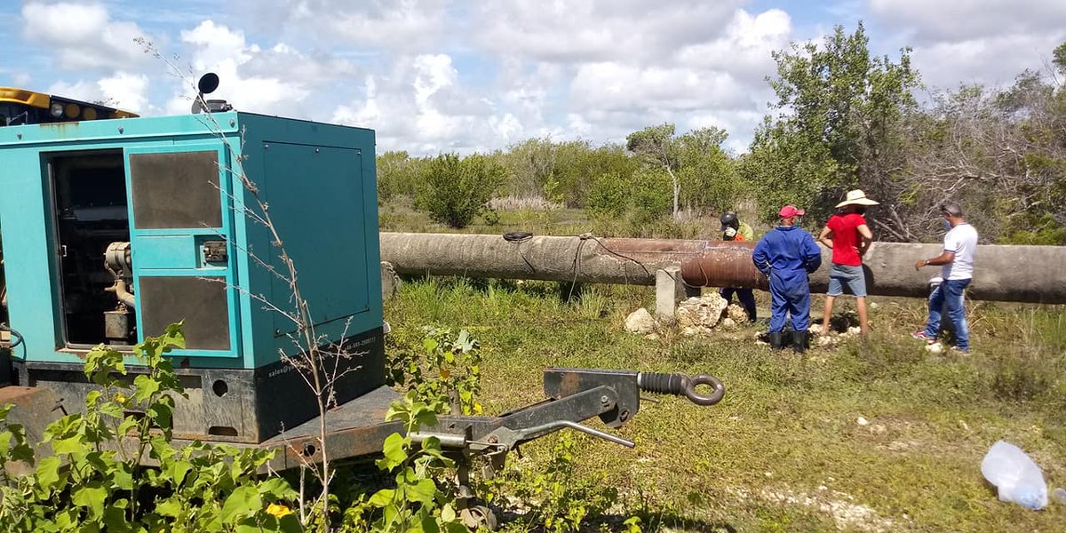 En horas de la noche del sábado se produjo una avería en la conductora que abastece La playa de Santa Lucia, la cual se trabajó ininterrumpidamente por más 16 horas hasta su solución.