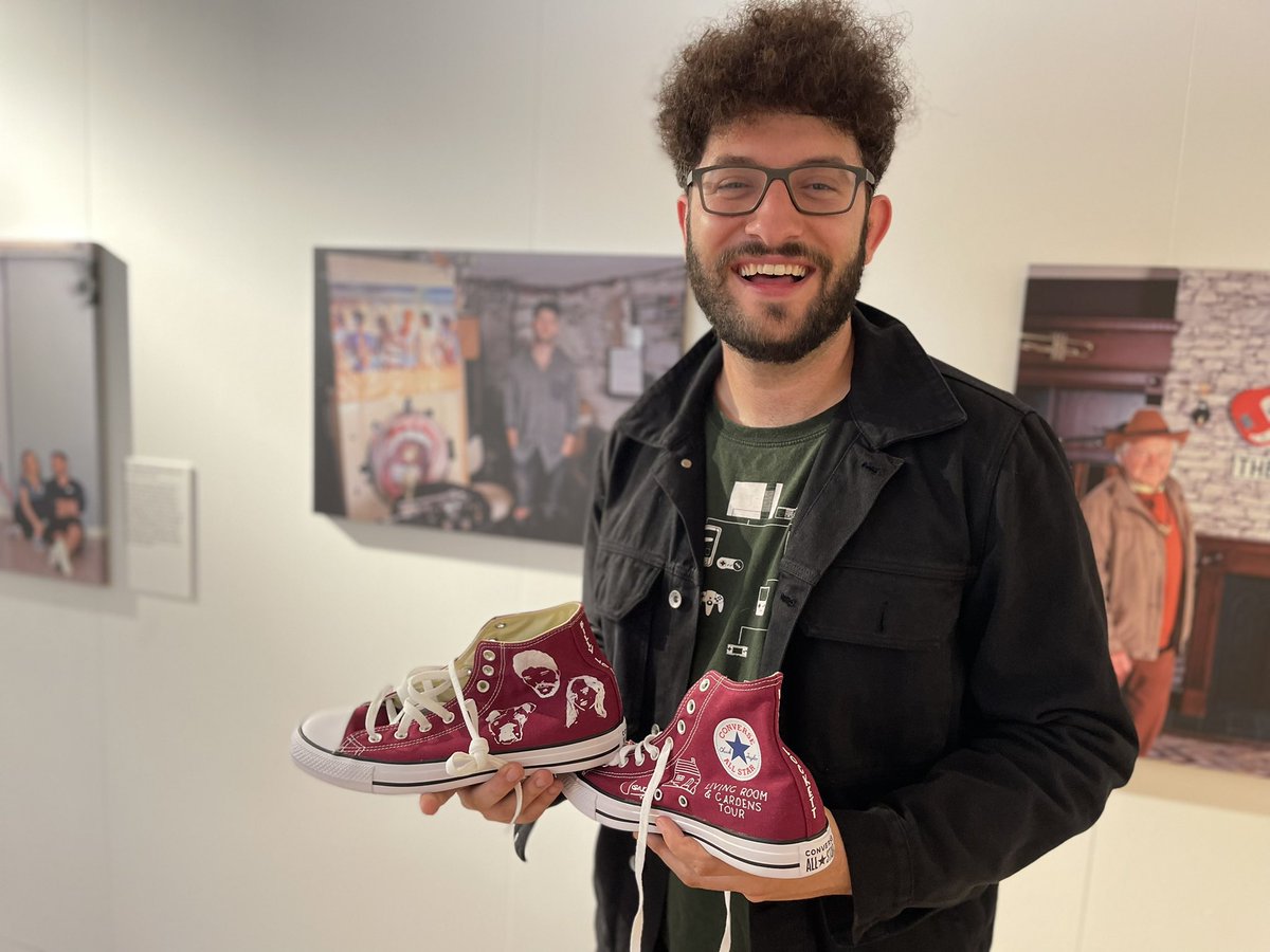 NorthamptonShoe's tweet photo. What a day for Northampton singer-songwriter @billylockett - his music was played on last night’s @LoveIsland and today he’s number one! So we’re even more grateful that Billy has come to the museum today to donate a pair of personalised @Converse!
#StepInside #WeAreNorthampton https://t.co/hLZLoMc18o