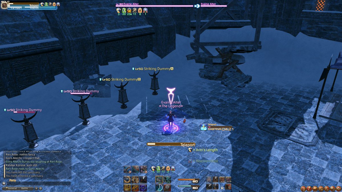 comfynine_'s tweet photo. @Kougaon_ HUD so i can at least see the middle of my screen, and a bar hidden away so i don't have to see bloated keybinds, and make for a cleaner hotbar below https://t.co/xe0HjBM9lZ