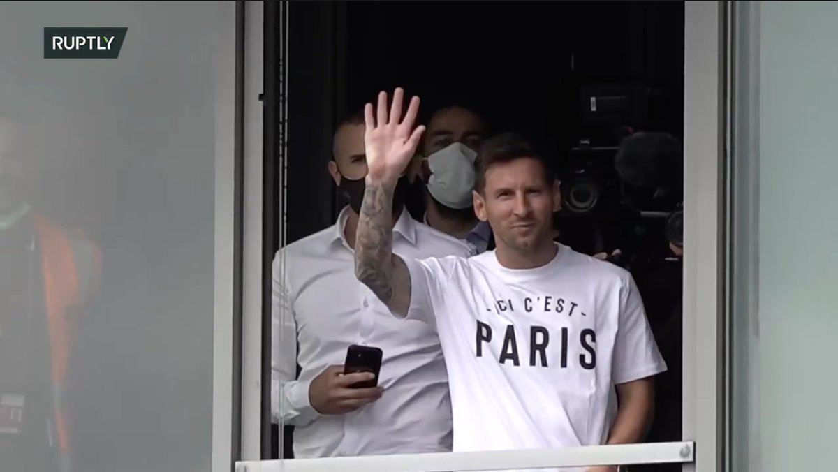Messi in Paris.