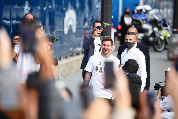 FCB 10 tweet media