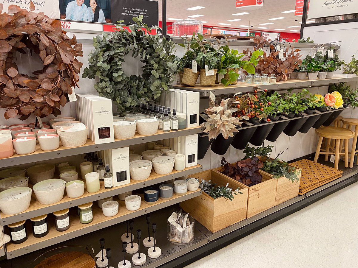 Hello Autumn! Im FALLing in love with this new Hearth and Hand set! 🍂🍁
<a href="/camp2357/">KayCamp2357</a> @JPDixon77 <a href="/AshMo2357/">Ashley</a> <a href="/KevinKaminski10/">Kevin Kaminski</a>