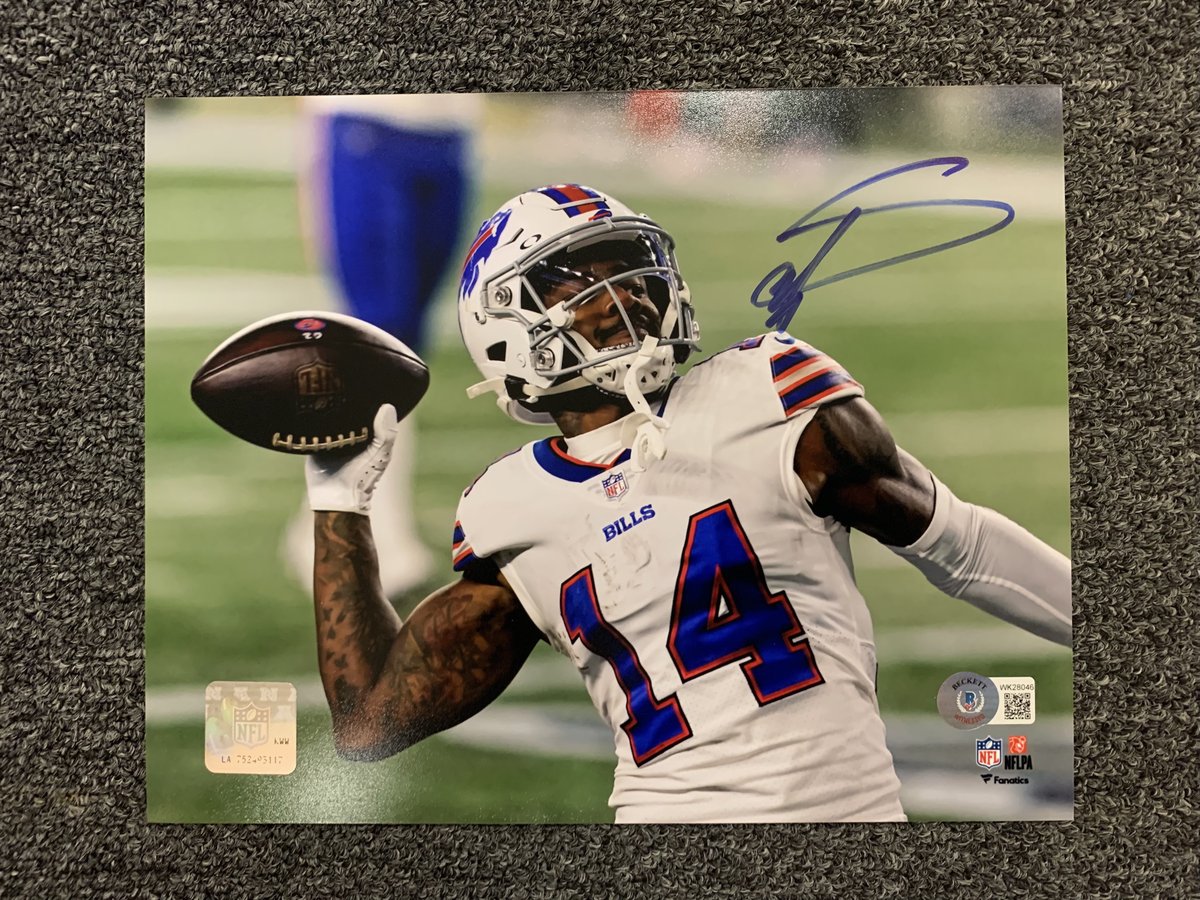 TSEBuffalo's tweet photo. We're going to give a Stefon Diggs autographed photo to someone who retweets this tweet AND follows us!

We'll pick a winner on Monday 8/16! https://t.co/wzUpz9I7bn