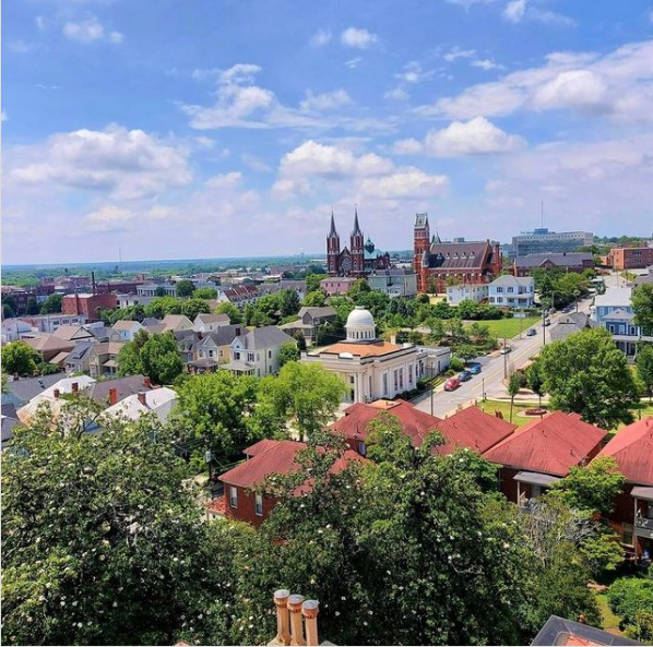 JacksonLakeLife's tweet photo. #Macon is the closest city to #LakeTobesofkee, located just a few miles from the eastern shoreline! This city is a great place for anyone looking to live close to #Atlanta, w/o the constant buzz of the city.
๐ธ@mollysoldsouth
#georgia #local #centralga #atl #atlantaga https://t.co/fLKjeVzsc6