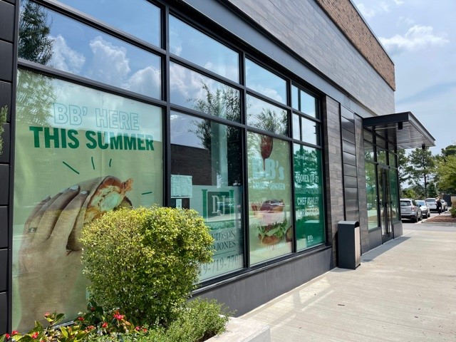 Davidson1918's tweet image. Super excited to be completing this project with @MDOHoldings! BB's Crispy Chicken is coming soon! #MidtownEast #RaleighDevelopment See you there!