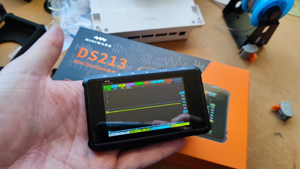 NotEnoughTECH's tweet photo. They weren't joking! It's mini - as in - smaller than my wallet! Another awesome tool to my @Mini_Cen collection. More details soon! #DS213
📈#Banggood
https://t.co/wrXTqW27k7 https://t.co/BlDJq6b8ot