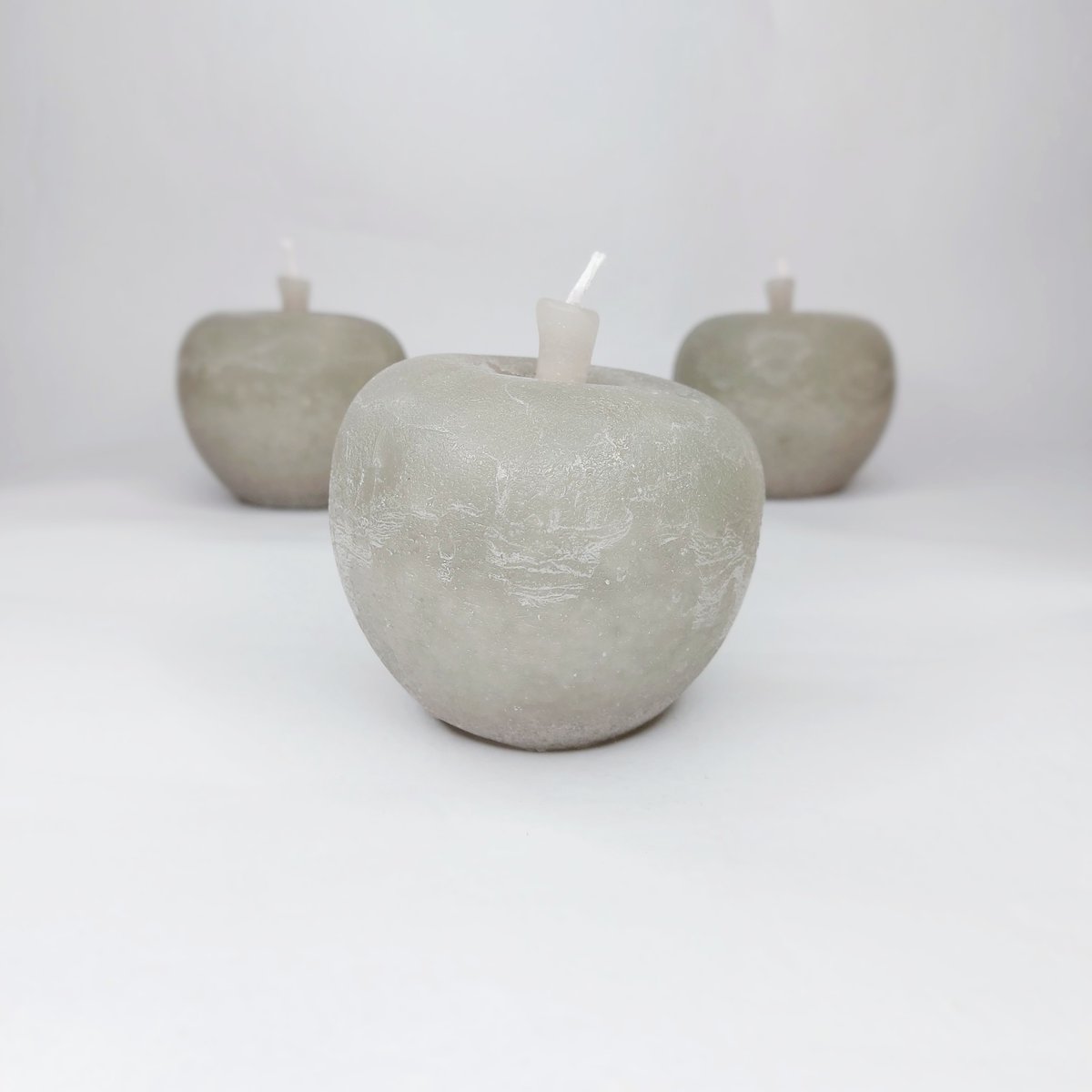 #Dekocandle #Apple #Candles are now live
on hollianna.co.uk.

#interiordesign #interiors #shoplocal #shoponline
#accessories #homeaccessories #gifts #liverpool #hollianna #liverpoolinteriors #candles #kitcheninteriors #kitchencandles #uniquecandles