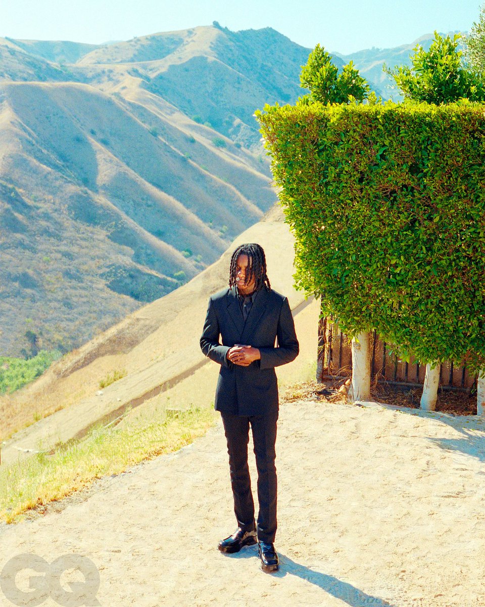 The_SummerMan's tweet photo. Spent a morning with Polo G, man he was moving around in a varsity jacket even though it was like 90 outside… that kind of seasonal disregard is the level of rich I gotta get on 😭

https://t.co/WS0KQge4DV https://t.co/C5JxvaZwp8