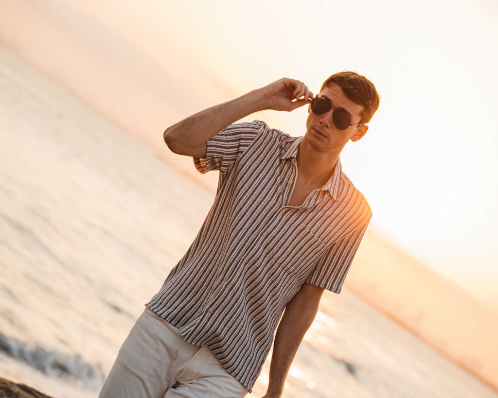 RandolphUSA's tweet photo. Is there anything better than a sunset walk on the beach? 🏝 𝗪𝗵𝗮𝘁'𝘀 𝘆𝗼𝘂𝗿 𝗳𝗮𝘃𝗼𝗿𝗶𝘁𝗲 𝗯𝗲𝗮𝗰𝗵 𝗱𝗲𝘀𝘁𝗶𝗻𝗮𝘁𝗶𝗼𝗻?
⠀⁠ 
Shop Concorde: https://t.co/zSFTepEYAv

#RandolphUSA #MyRandolphs #Summer2021🌴☀️ https://t.co/Pm2ItzKZVb