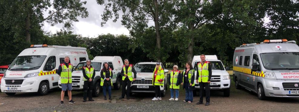 EssexER's tweet image. Team building day for our wonderful #essex ERV&apos;s! Our volunteers continue to support people in crisis but today they supported each other ❤️ #bridgebuild @SkreensPark #summerbbq
