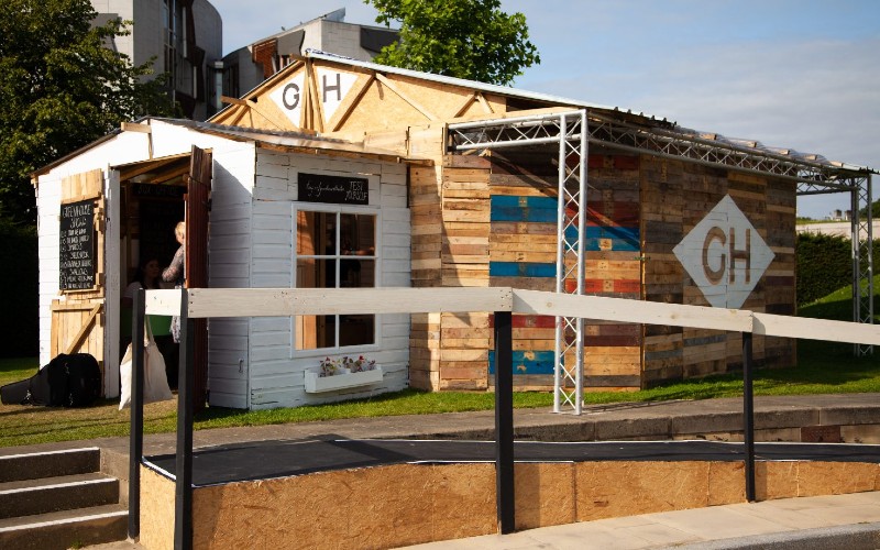 From <a href="/lilyallen/">Lily Allen</a>'s West End debut to @GreenHouse_BI (the first ever theatre made entirely from recycled materials), these are the shows to see now ow.ly/BN8I50FO0b5