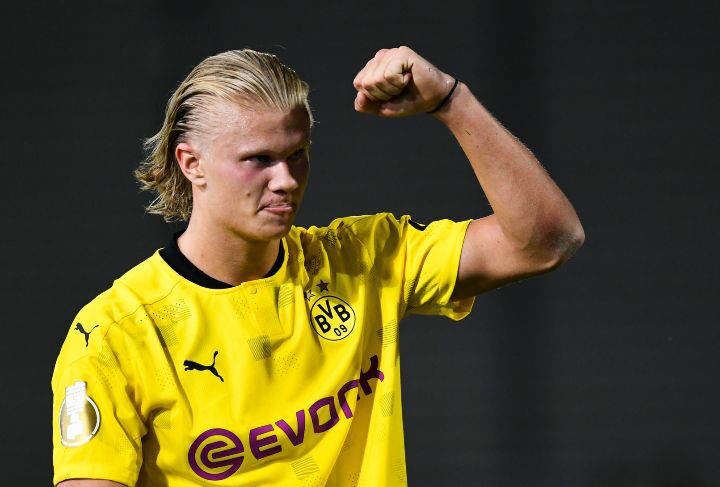 FootRelais's tweet photo. Pendant ce temps

Erling Haaland a maintenant marqué 60 buts en 60 matches depuis son arrivée au Borussia Dortmund. 🤯🖤💛 https://t.co/pwX0NO1jGF