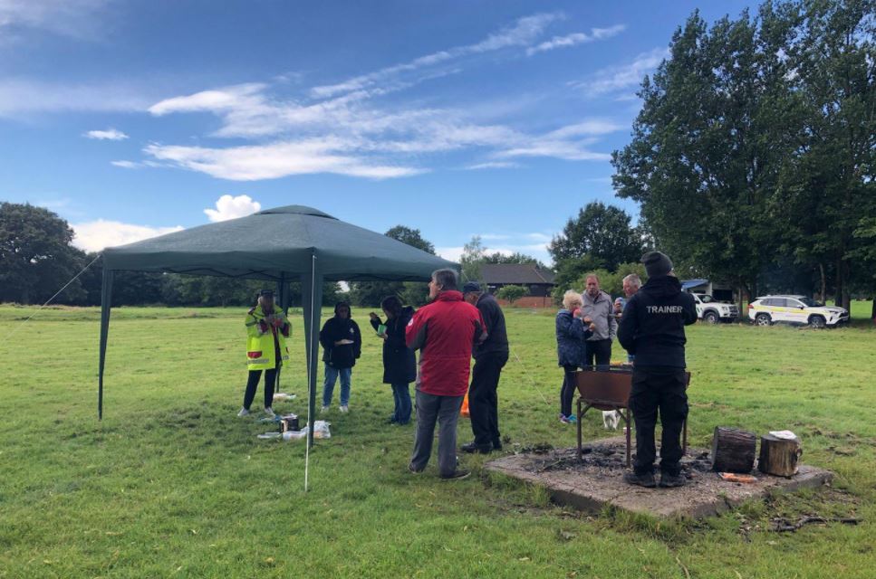 EssexER's tweet image. Team building day for our wonderful #essex ERV&apos;s! Our volunteers continue to support people in crisis but today they supported each other ❤️ #bridgebuild @SkreensPark #summerbbq