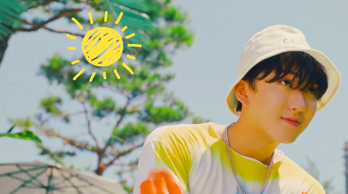 8KZFILES's tweet photo. Surfin' - birthday boy Changbin https://t.co/8ayUHaXDEb