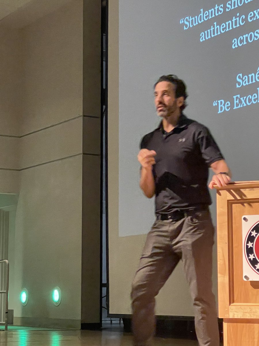 ⁦<a href="/gcouros/">George Couros</a>⁩ visiting Tustin Unified today!! #ThisIsTUSD