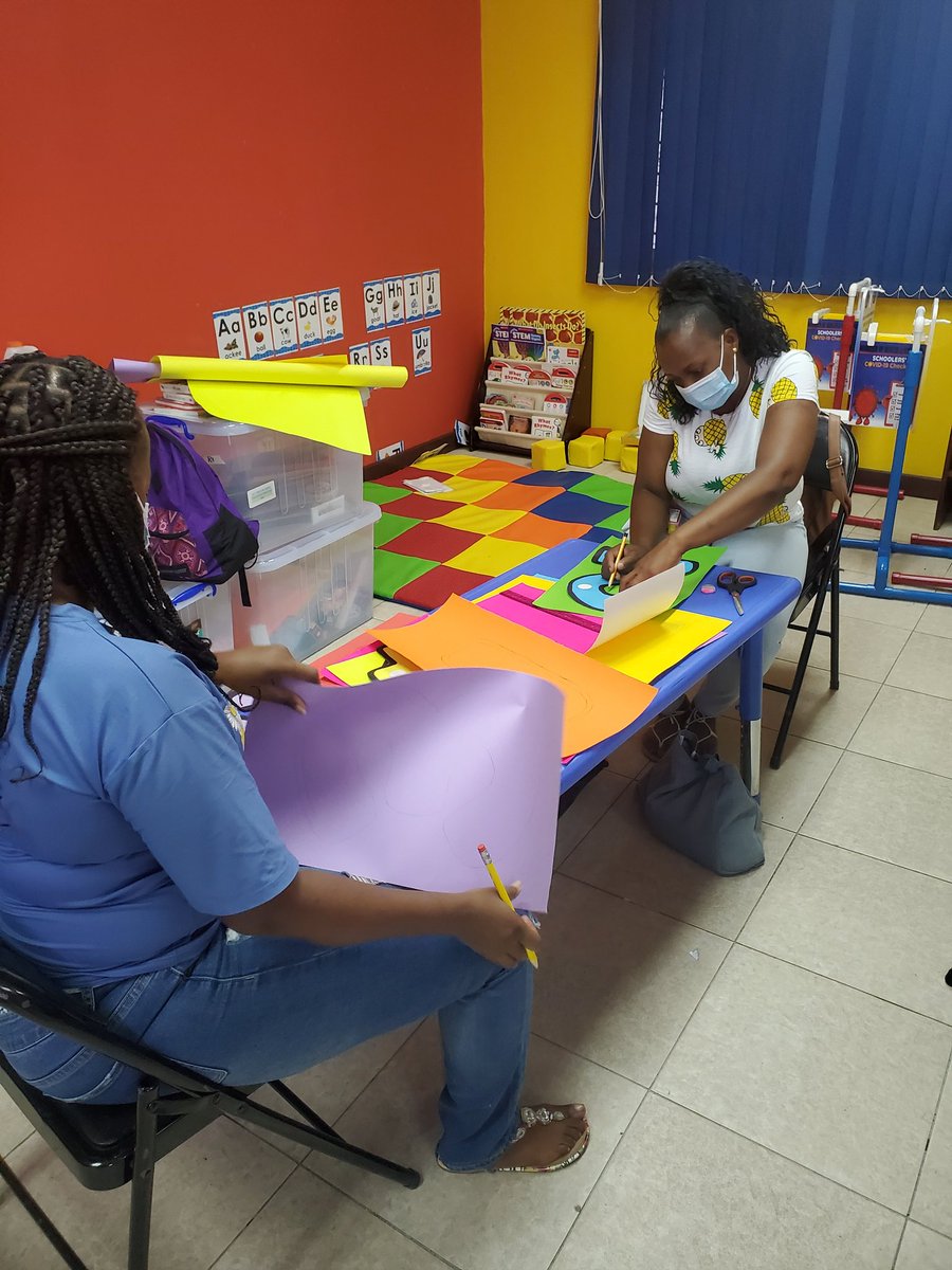 NataliaJA876's tweet photo. Happening Now- Make and Take session @CaenwoodResource in Region 1 with zone lead teacher @TrinaKayAtkins1  and @LeisaAnnMcInto1 zone 2 and 7  @SDixonreg6 @HandyKahan @HTashania https://t.co/DUd3UxjRz7