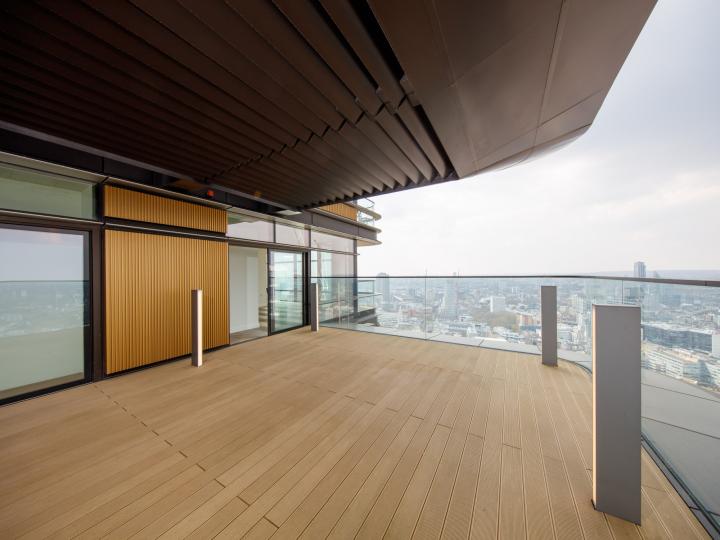 Jbrownproperty's tweet photo. 3 Bed Apartment, 1; £5,750,000 Leasehold, Principal Place, London, EC2A 2FA, contact 020 7099 5105 for info. https://t.co/jBFmsQ2TRK