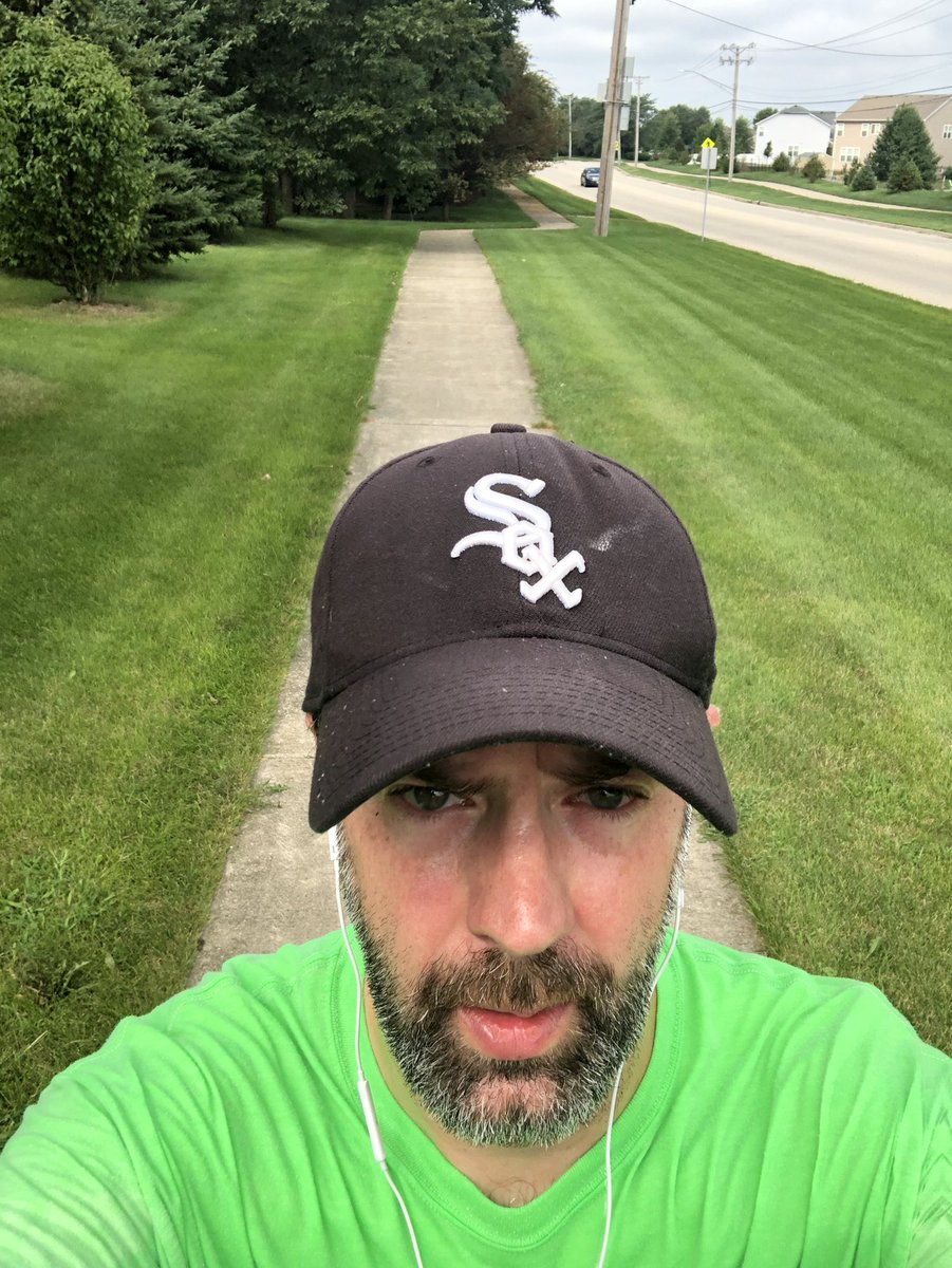 theshawnmaxwell's tweet image. Busy weekend equaled 3 days of no running. Back at it with 5 for total of 32. Oh and 87% humidity was pretty fun! 💩 #run #humidity #humidrun #backatit