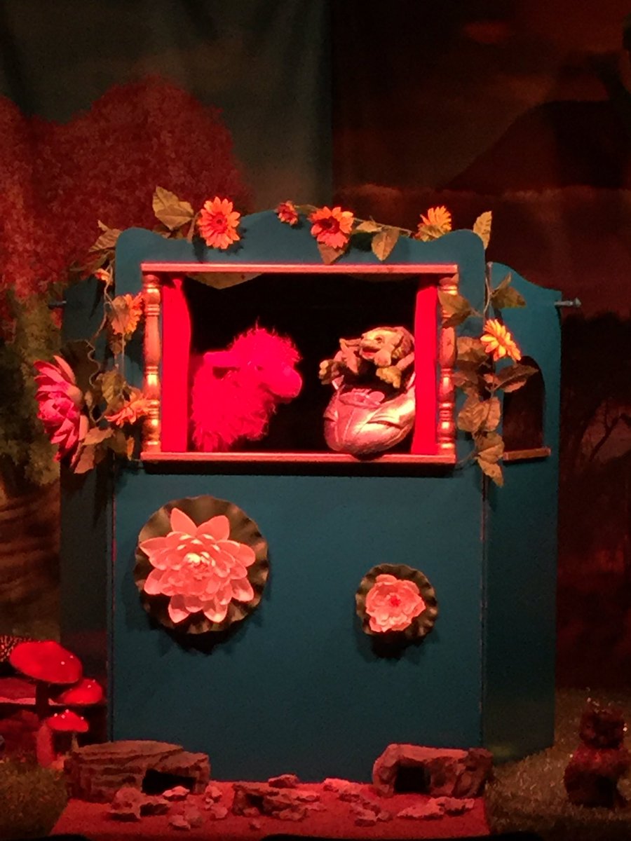 3 spectacles en 2 jours grâce à Miss Bubulle, Léo et son sceptre des éléments et Lainy le petit mouton !!! Merci à tous d’être venus les aider dans leur aventure respective !!!