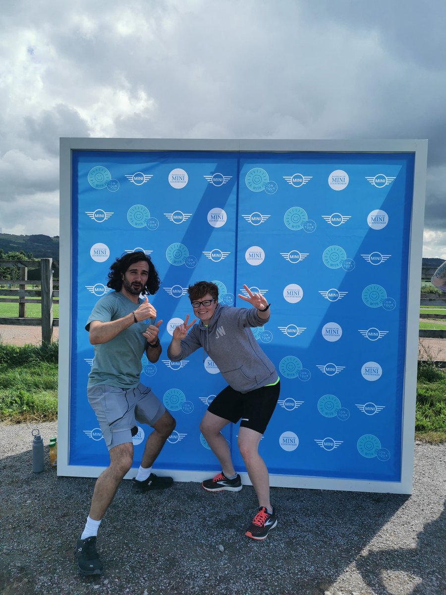 emjmorton's tweet photo. Motivating and energetic morning @cheltenhamrac with @thebodycoach #PEWithJoeOnTour https://t.co/drUH9DCwAR