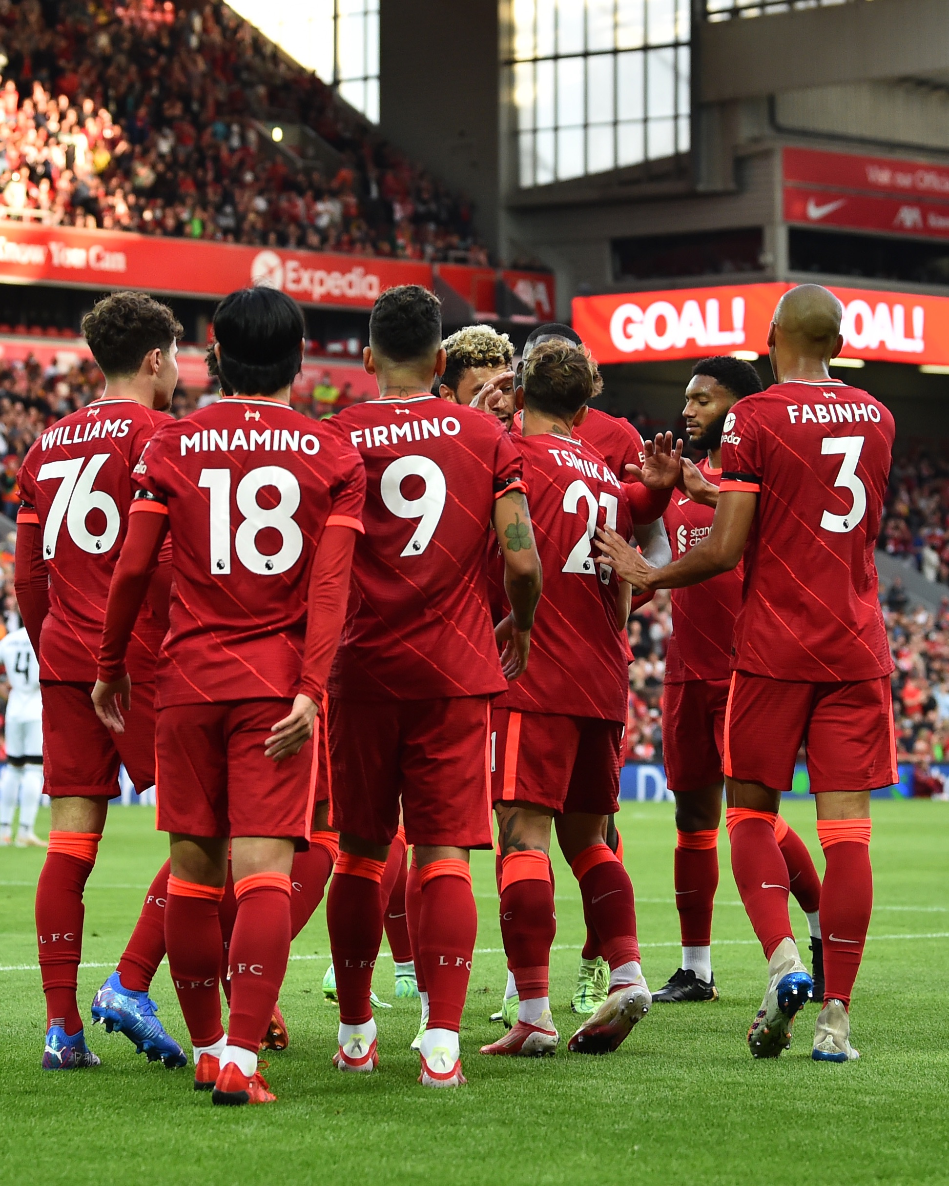Twitter liverpool fc deals
