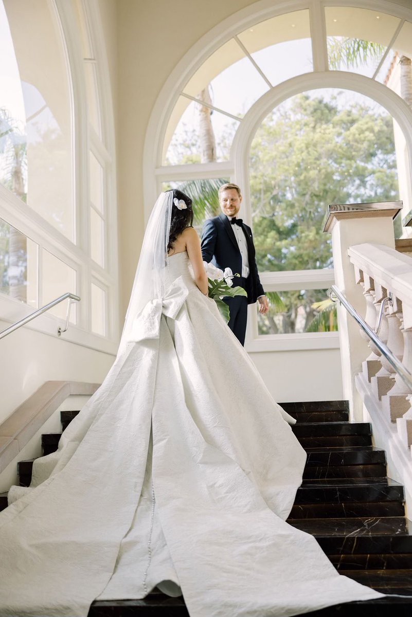 “The dress ended up being so much more than I could’ve asked for…Thank you! I’m so obsessed with my wedding dress, I want you to design everything I wear!” #vowsinvandervelde #weddingsress