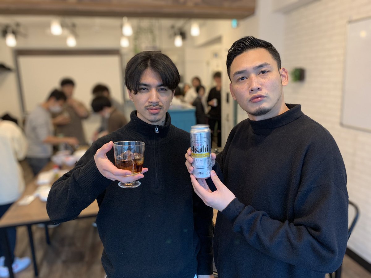 natureCEO_Kei's tweet photo. 世間認知度90%以上の
あの商品のPRスタッフ！！

この夏に入社決まった方は
代理店売り上げ
"全国ランキング1位"の
和田くんの営業スキルを
直近で直接学べます。

【関西エリア限定】
(※九州から引っ越して入社する予定の女の子もいます)

※ちなみに和田くん中卒です。

https://t.co/URXMILydD6 https://t.co/SwSZ9RSC1Q