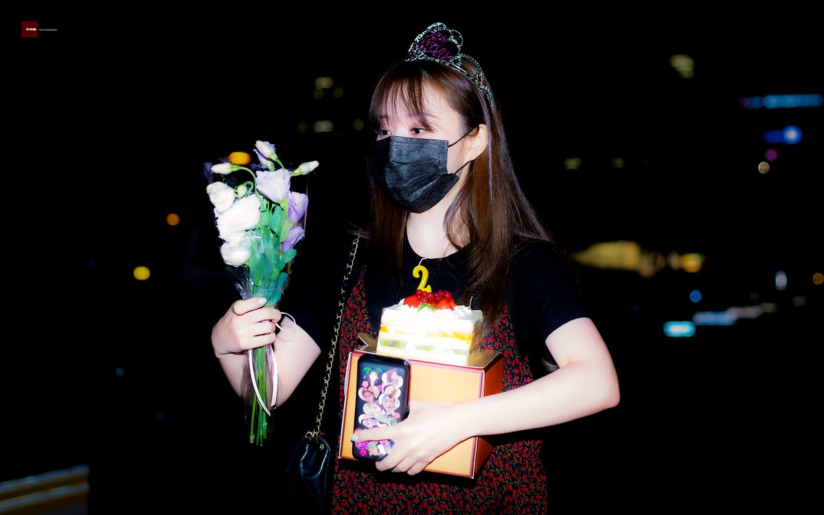 210810 수아데이 영스트리트 출근

#드림캐쳐 #dreamcatcher #수아 #sua #김보라