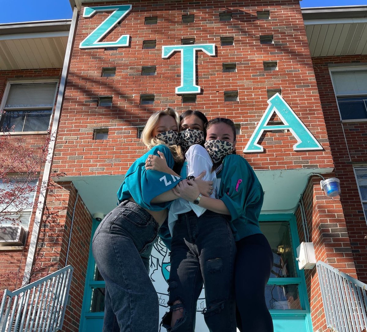 What makes a chapter a home?🏠
“Love, the greatest of all things!"

#ZTAisHome #ZetaTauAlpha