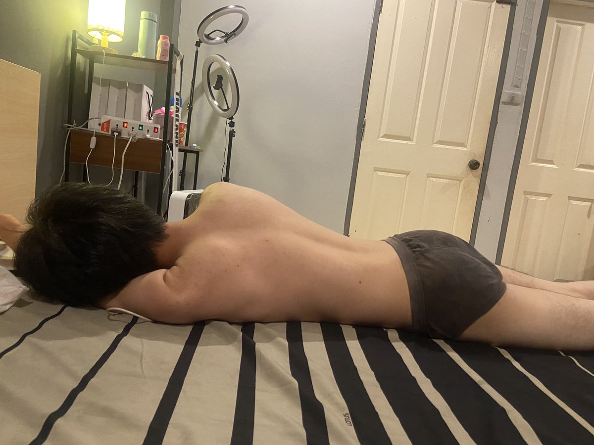 dem11850845's tweet photo. ชายแท้มา หา จัดไงดี https://t.co/Mxj9LLx3xj