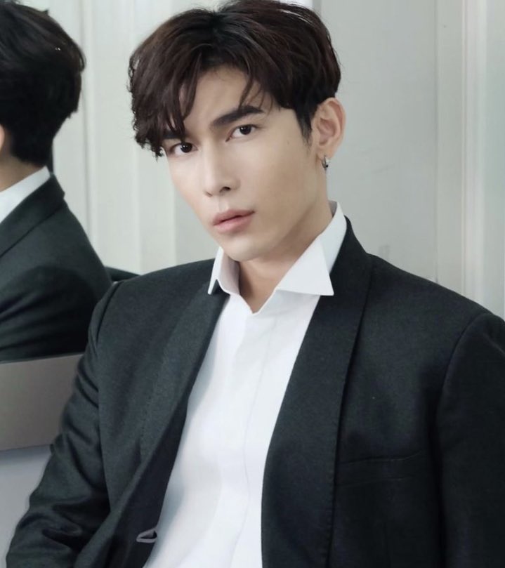 APolpongrat's tweet photo. Seriously please kill me now!! @sissisilette @TsundereMew @
#MewGulf #daddymew #MewSappasit 
#มิวกลัฟ
#หวานใจมิวกลัฟ 
#หวานใจมิวกลัฟ 
#WaanjaiMewGulf 
@gulfkanawut https://t.co/kGRIv3dnYN
