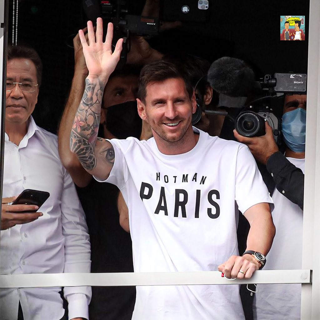 podcastretropus's tweet image. Orang dibalik suksesnya deal Messi ke PSG.