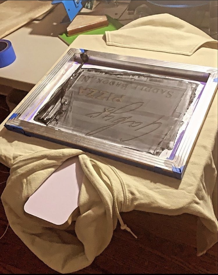 asiprints's tweet photo. Setting up some screens for the day #asiprints #customshirts #smallbusiness https://t.co/e2noQzU3oy
