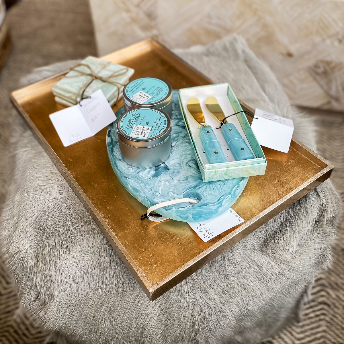 thequietmoose's tweet photo. #allinthedetails! Explore our unique selection of #decor to add interest wherever they may land. #homestore #homedecor #designstore #furniturestore #furnitureshop #furnitureshowroom #furniture #interiordesign #interiordesigner #cottagestyle #beachcottage #beachhouse #coastaldecor https://t.co/iQXmDXnZP7