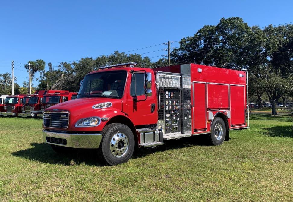 HughesfireHFE's tweet image. 𝕊𝕥𝕠𝕔𝕜 𝕌𝕟𝕚𝕥 𝔸𝕧𝕒𝕚𝕝𝕒𝕓𝕝
Pierce has a commercial chassis FX stock pumper available for immediate delivery!
Job #34627 specs: Freightliner M2-106MD Chassis, Cummins B6.7 360hp Engine, Foam Provisions, 1000 Gallon Water Tank, &amp;amp; Hale 1250 GPM Pump. #PierceMfg #StockUnit