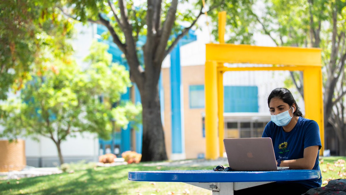csuf's tweet photo. Hey, Titans! Vaccines will be available on campus through the County of Orange from August 16-20, in the Gym Foyer from 8 a.m. to 5 p.m.🔸Vaccines will be available to all students, employees and their families.🔹Appointments are required: https://t.co/xSDudVRb7H #CSUFCovid19 https://t.co/rCoNqI6N4j