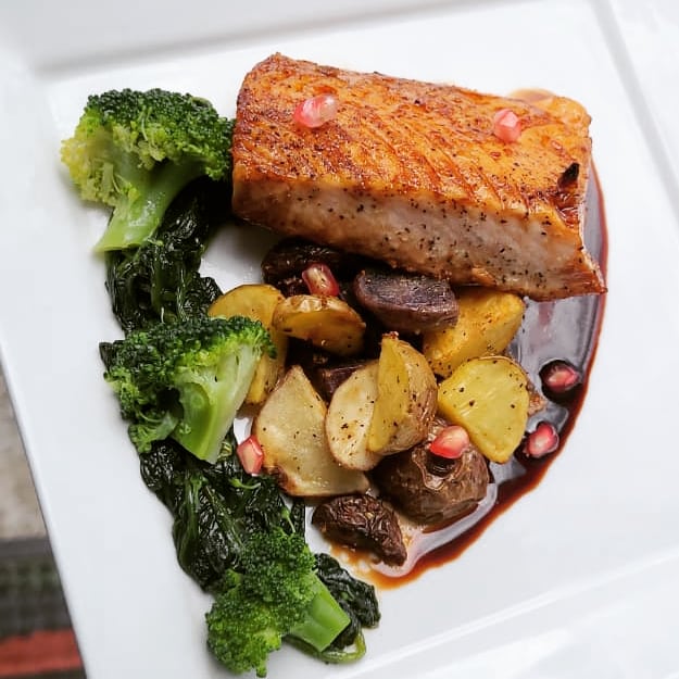 Pomegranate Soy Glazed Salmon w/ sauteed spinach, broccoli and marble potatoes. #chefbrass #privatechef #portionsbvi #portionsbvicatering #portionsfinedining #weddingsandevents #finedining #chef #cheflife #goodeats #sexyplate #foodie #food #fivestar #toptier