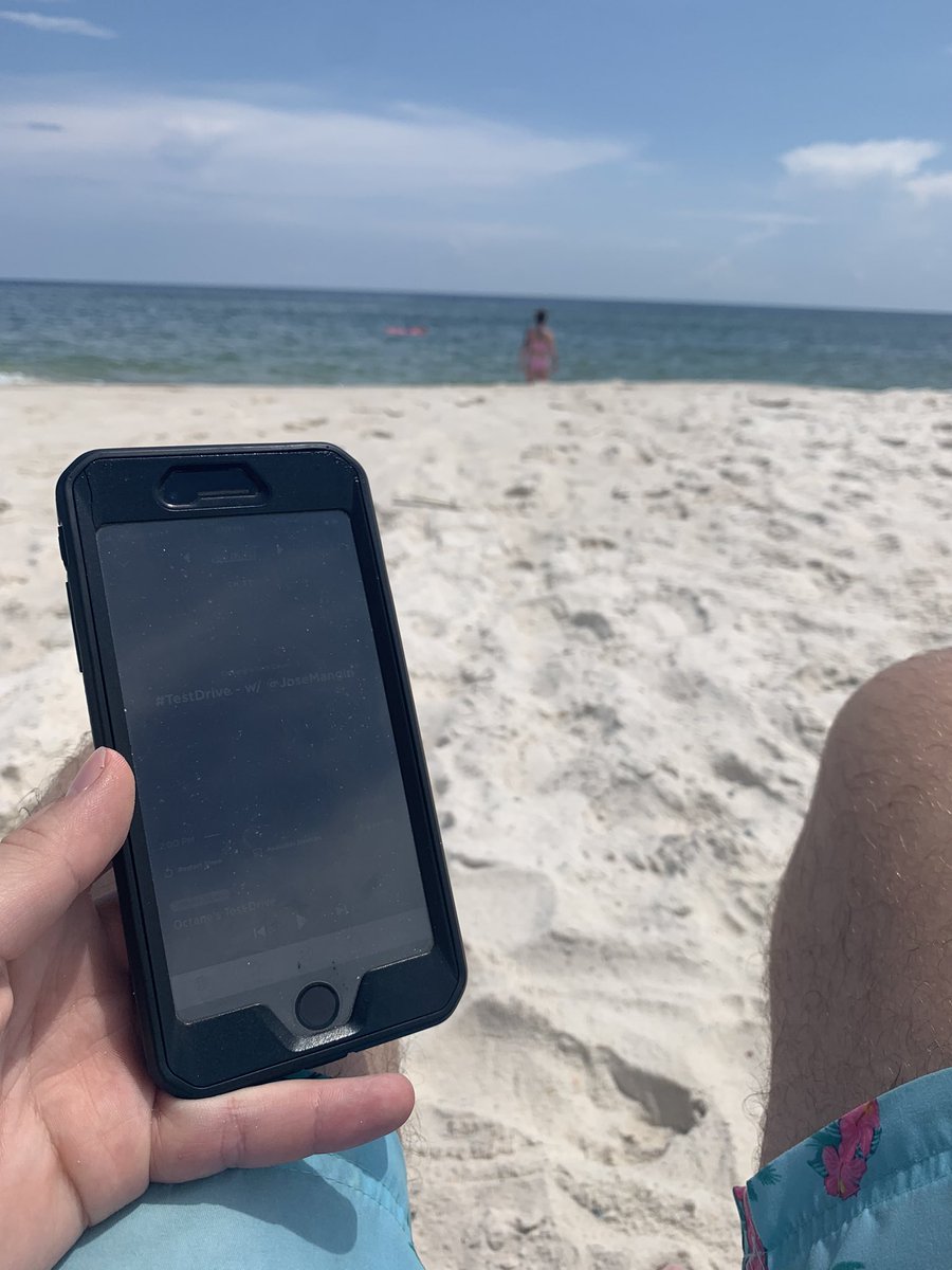 TcMill24's tweet photo. @CiBabs @SXMOctane Hard to see but listening to Octane on the beach for our honeymoon. #gettingweirdlooks https://t.co/wizDTnem8j