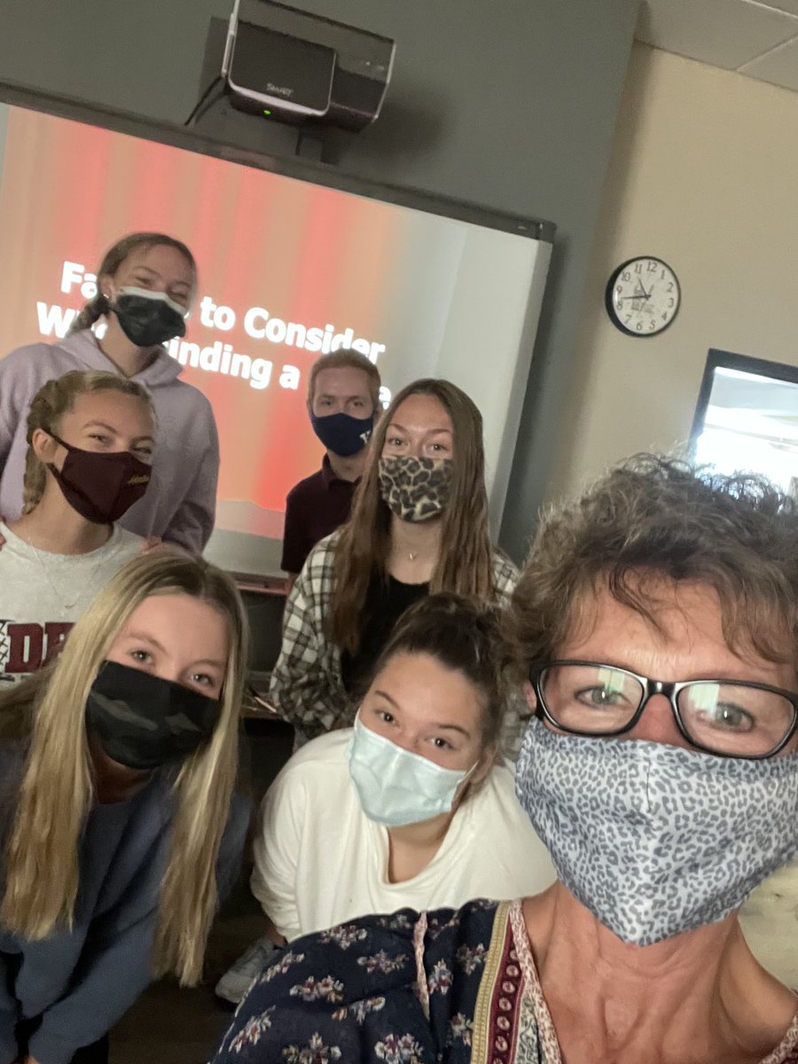 DenfeldSpeech's tweet photo. Denfeld Speech Team at day 2 of camp!  We are PURSUING our season competition stories and topics. It is exciting to watch our members reading, researching, laughing and growing in skills and confidence. Thanks to alumni Quinten for joining us today! https://t.co/DvHE9nZTQJ