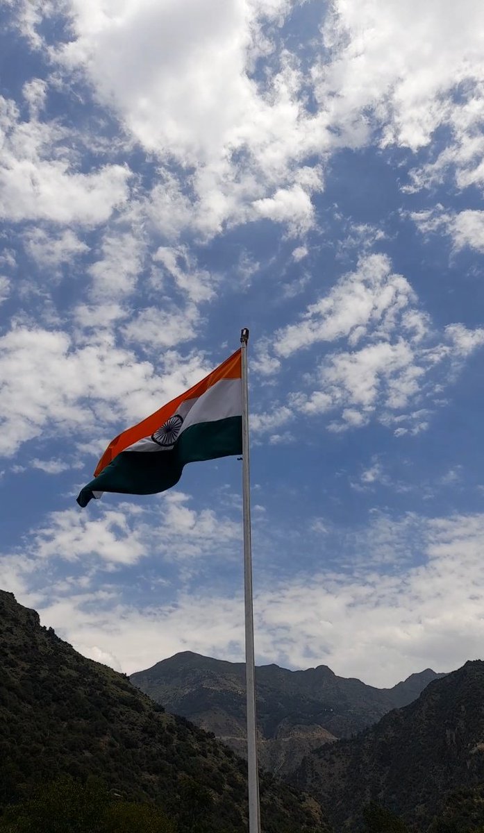 🇮🇳भारत सर्वप्रथम NATION FIRST 🇮🇳 (@nationmylife1) on Twitter photo Ye Hamari Shaan Hai
Hamari Jaan Hai
Hamara Maan Hai!!
#Tiranga #Twitter
<a href="/MajDPSingh/">Major D P Singh</a> <a href="/megirish2001/">Meghna Girish 🇮🇳</a> <a href="/aditiraval/">Aditi Raval 🇮🇳</a> <a href="/RDXThinksThat/">Colonel Rohit Dev (RDX) 🇮🇳</a> <a href="/KhajuriaManu/">Manu Khajuria</a> Ye Hamari Shaan Hai
Hamari Jaan Hai
Hamara Maan Hai!!
#Tiranga #Twitter
<a href="/MajDPSingh/">Major D P Singh</a> <a href="/megirish2001/">Meghna Girish 🇮🇳</a> <a href="/aditiraval/">Aditi Raval 🇮🇳</a> <a href="/RDXThinksThat/">Colonel Rohit Dev (RDX) 🇮🇳</a> <a href="/KhajuriaManu/">Manu Khajuria</a>