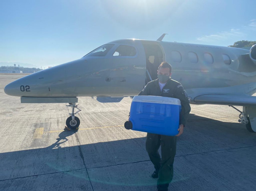 #VoodaVida 
Na manhã de hoje (10/8), uma aeronave U-100 Phenom da Força Aérea Brasileira transportou um fígado de Maringá/PR para o Rio de Janeiro/RJ.
<a href="/embraer/">Embraer</a>
#FAB #Dimensão22 #FAB80Anos #FAB24hNoAr #Transplante #Vida #EsquadrãoGuará