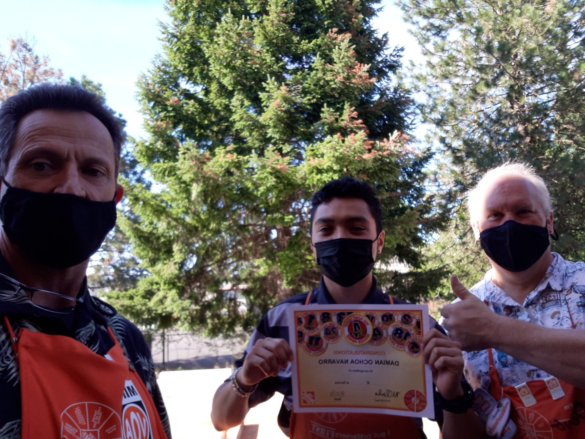 HDMike (@hdmike2) on Twitter photo There's Damien celebrating 4 years all here at 4002!@MattClarkeTHD @blkubes <a href="/KenNorrisTHD/">Ken Norris</a> <a href="/Greg_HD4002/">Greg Reding</a> <a href="/Kindal_Z/">Kindal</a> @PaulR4002 There's Damien celebrating 4 years all here at 4002!@MattClarkeTHD @blkubes <a href="/KenNorrisTHD/">Ken Norris</a> <a href="/Greg_HD4002/">Greg Reding</a> <a href="/Kindal_Z/">Kindal</a> @PaulR4002