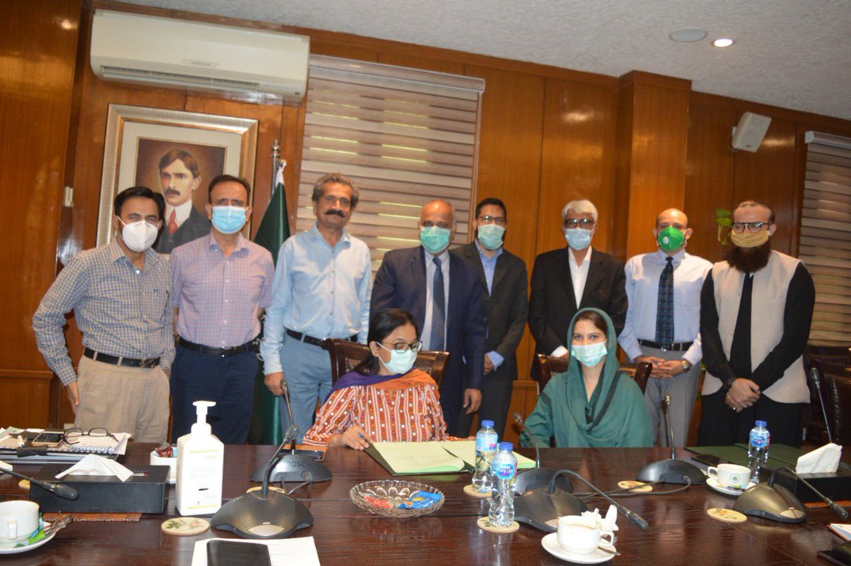 CERP (@cerpakistan) on Twitter photo A MoUwas signed between #CERP and <a href="/PlanningGovt/">Planning & Development Department Govt. of Sindh</a> for collaboration between the two institutions for the joint aim of developing an ecosystem and culture of evidence-based policy making in the province of Sindh.
Read more: cerp.org.pk/news/mou-signe… A MoUwas signed between #CERP and <a href="/PlanningGovt/">Planning & Development Department Govt. of Sindh</a> for collaboration between the two institutions for the joint aim of developing an ecosystem and culture of evidence-based policy making in the province of Sindh.
Read more: cerp.org.pk/news/mou-signe…