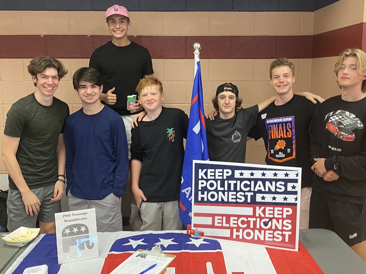 PerryTARs's tweet image. Club Rush Week at Perry High School. Looking forward to this year! #LeadRight @PerryPumas07