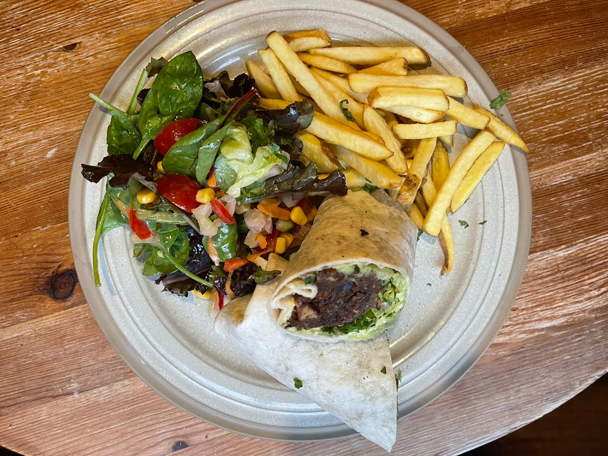 Chesters Restaurant tweet media