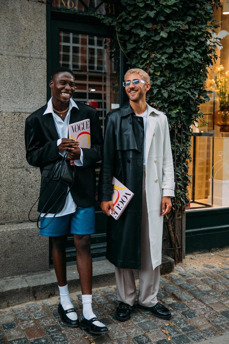 VogueFrance's tweet photo. Some of our favorite street style looks at the Copenhagen Fashion Week Spring/Summer 2022. https://t.co/QFRVV5T5qV